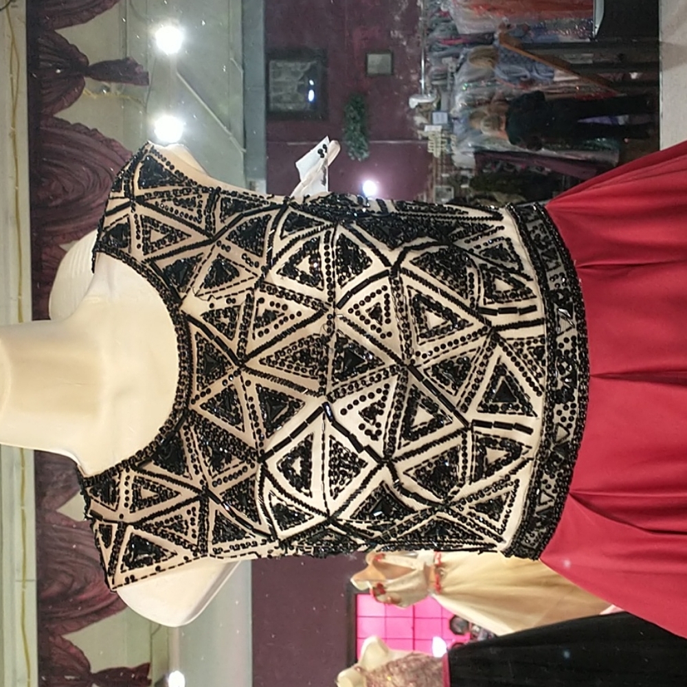 Prom dress - Picture 3 of 6